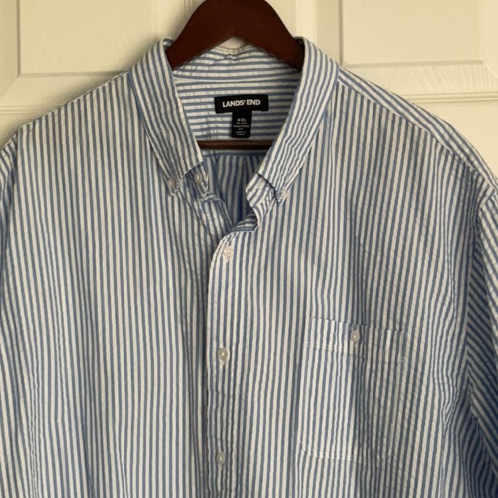 Short sleeve seersucker shirt